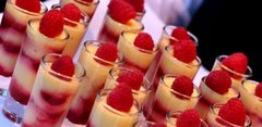 Buffet dolci catering a domicilio o in villa per e...